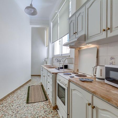 Samouil Apartment Steps From The Beach 하니아 외부 사진