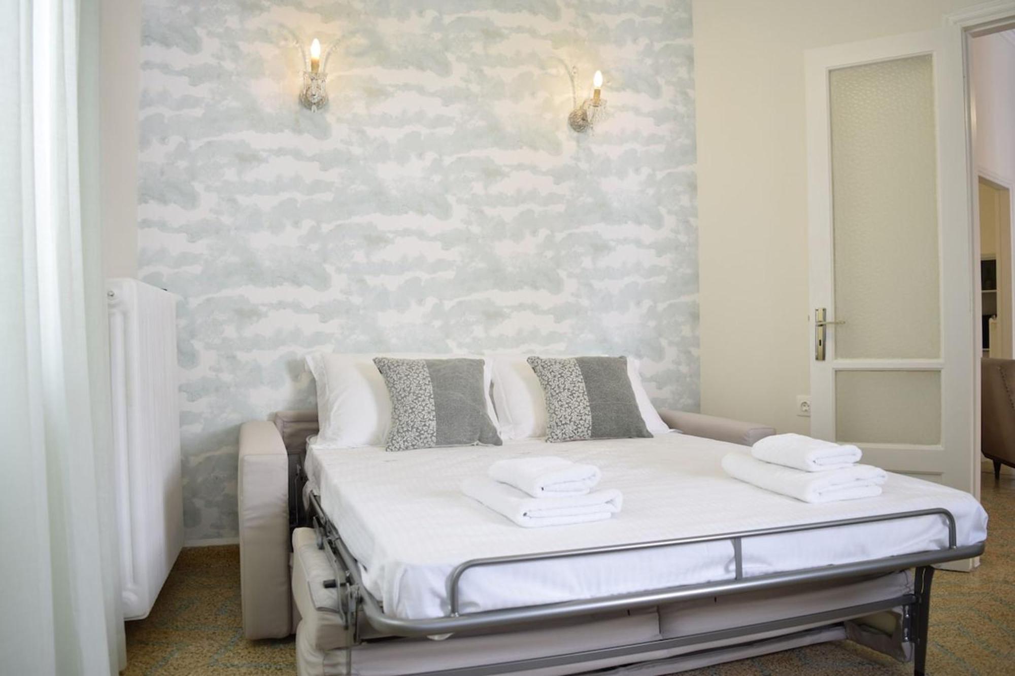 Samouil Apartment Steps From The Beach 하니아 외부 사진