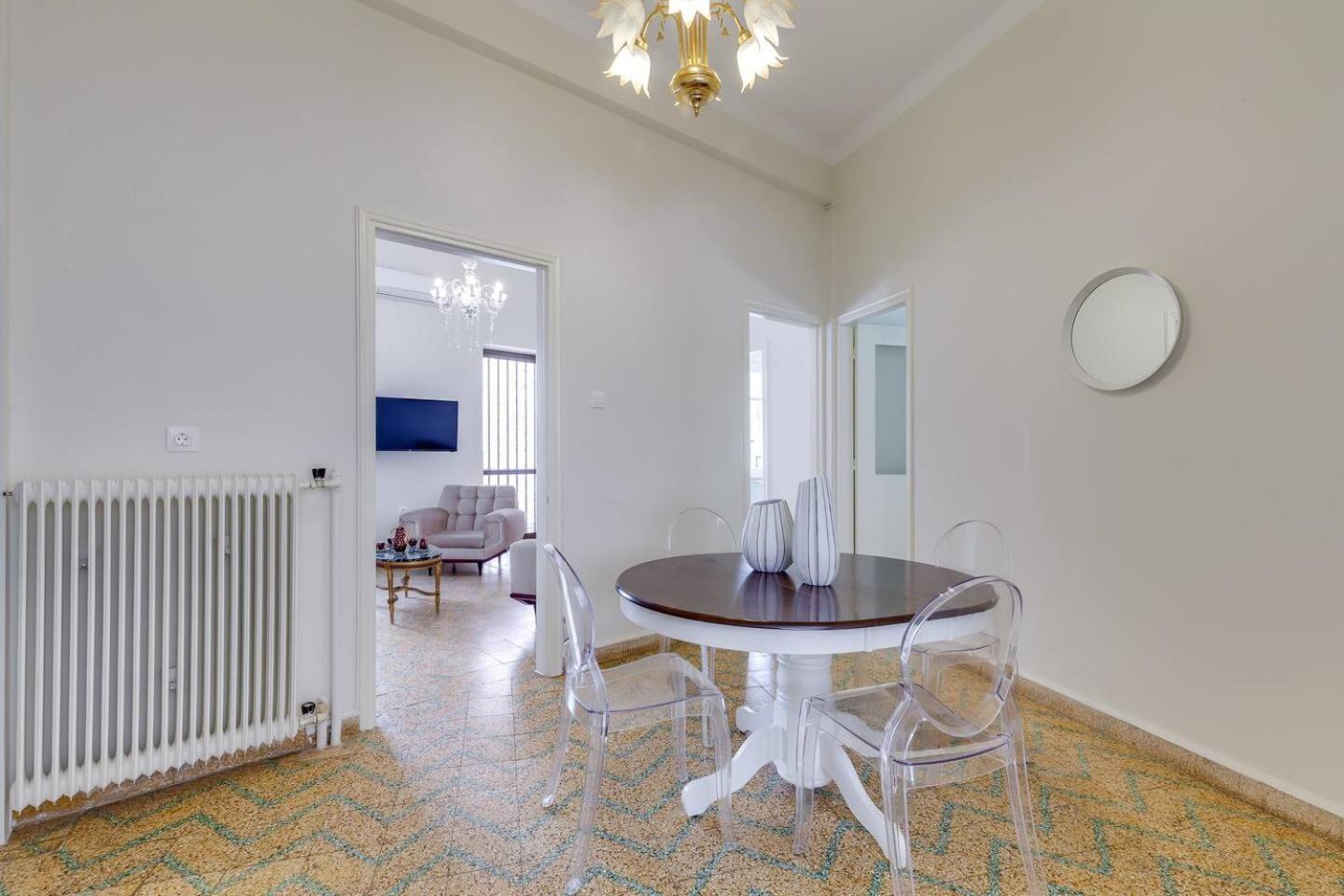 Samouil Apartment Steps From The Beach 하니아 외부 사진